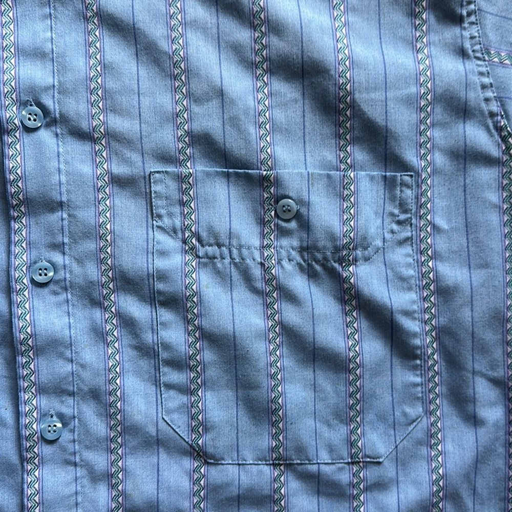 Vtg Levi’s Abstract Design Button Up Short Sleeve… - image 3